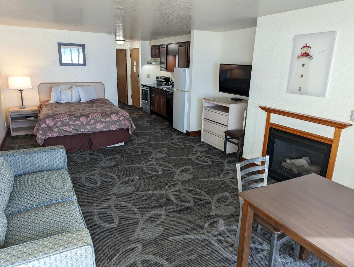 רוקאווי ביץ' Surfside Resort מראה חיצוני תמונה