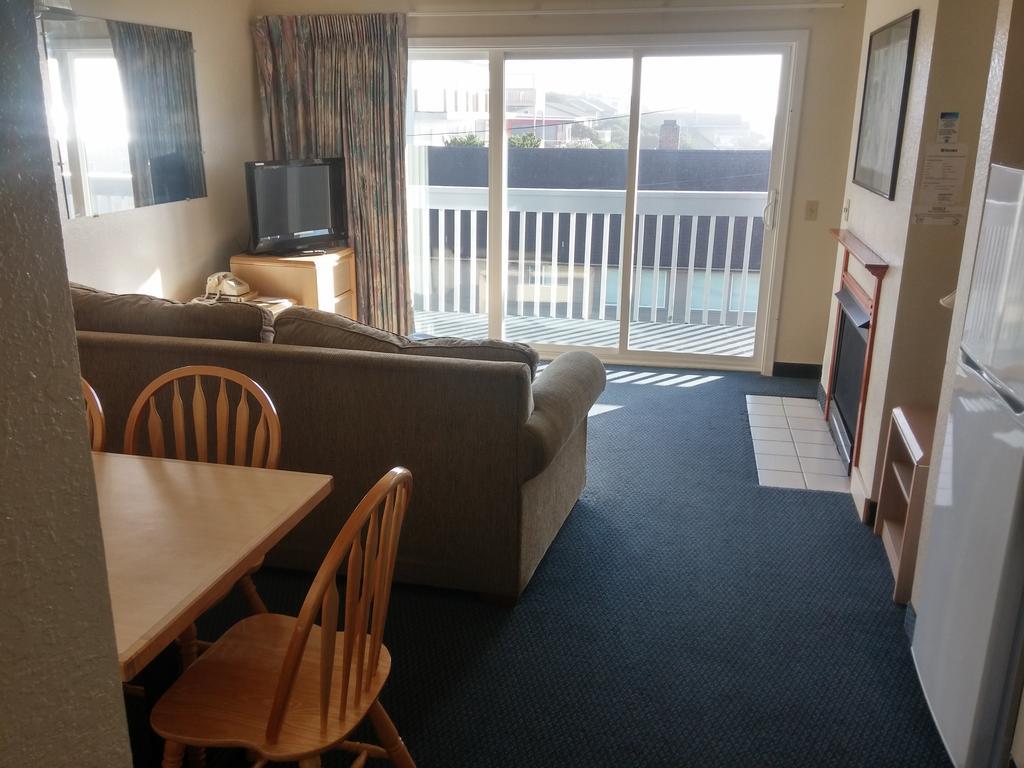 רוקאווי ביץ' Surfside Resort מראה חיצוני תמונה
