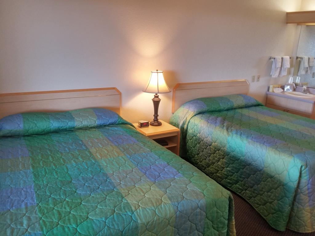 רוקאווי ביץ' Surfside Resort מראה חיצוני תמונה