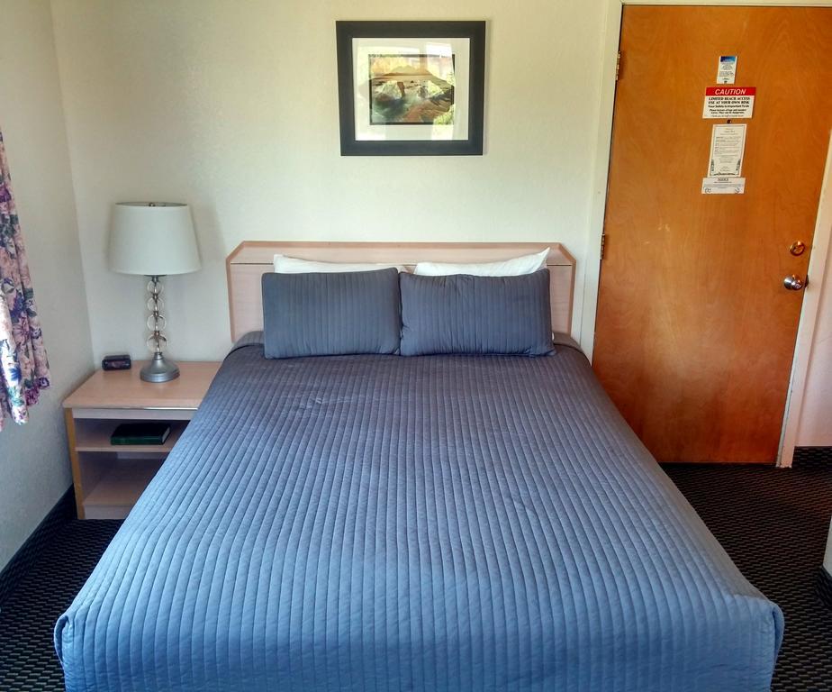 רוקאווי ביץ' Surfside Resort מראה חיצוני תמונה